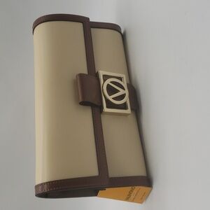 1395- Valentino by Mario Valentino Made In  Italy Genuine Italian Leather NWT